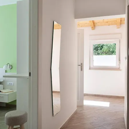 Family-friendly House With Hot Tub Banjole, Pula - 27689 *